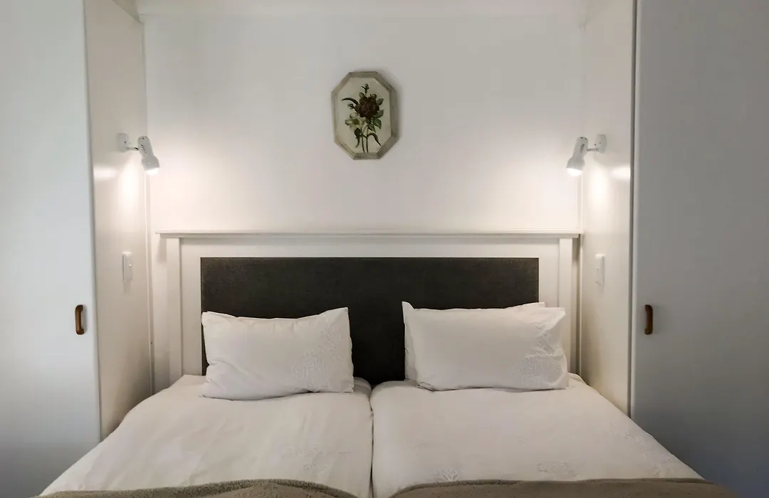 Howards End Manor B&B-1
